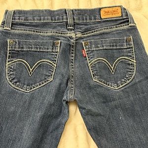 Levi’s 524 Super low skinny jeans size 5